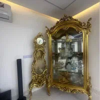 بوفه و ساعت ورق طلا