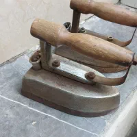 اتو برقی سنگین قدیمی نو