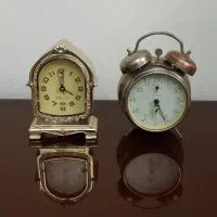 ساعت پیتر کوکی و افتابه برنجی و جلیقه منجوق دوزی
