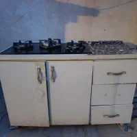 گاز سه شعله کابینتی سالم