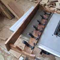 رخت اویز چوبی گردو درجه ۱ پینترستی با کیفیت رشت
