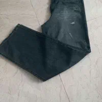 تعدادی شلوار درحدنو