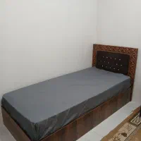 تخت تک نفره همراه با کفی تخت