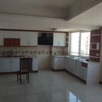 ۱۳۰ متر/سه خواب/جنوب دریاچه