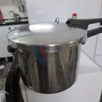 قابلمه کف چدن یونیک