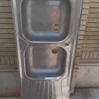 سینک ظرفشویی در حد