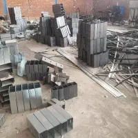 استخدام کارگر ساده در کارگاه آهن فروشی سبک