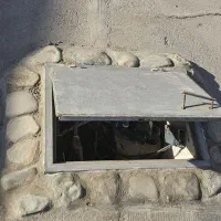 دریچه آهنی ابعاد ۸۰ در ۶۰ سانتی