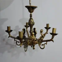 دو تا لوستر اولی نو و دومی در حد نو