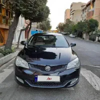 ام جی ۳۵۰ کم کارکرد و بدون رنگ ۲۰۱۴