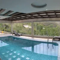 شیشه بالکن