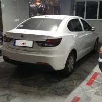 شاهین g
