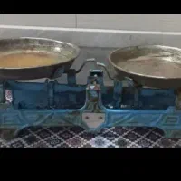 ظرف آشپزخانه ،ترازو سنگی سالم