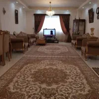 واحد132متری‌‌ سه خوابه اکازیون درمحدوده(گلزاران)