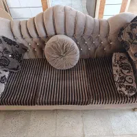 مبل ۷نفره همراه با میز وسط