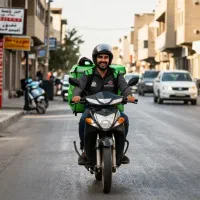 استخدام پیک موتوری فعال برای پخش نایلون