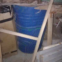 بشکه فلزی سالم درب دار