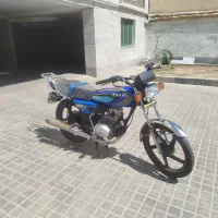 موتور ۱۲۵ مدل ۱۴۰۲ تمیز در حد