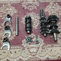 لوازم کامل موتور 200 سیلندر و سرسیلندر