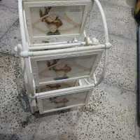 قاب عکس چرخ و فلک دارای ۱۲ قاب عکس