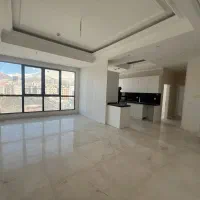 ۹۰ متر/ کلید نخورده/ سالن پرده خور قدی