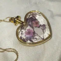 گردنبند با گل طبیعی