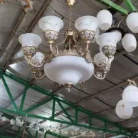 لوستر به علت تک شدن زیر قیمت