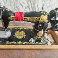 چرخ خیاطی قدیمی