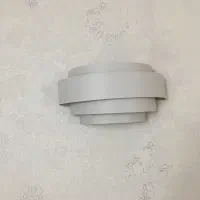 دیوارکوب برقی فلزی