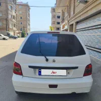 پراید سفید ۱۱۱