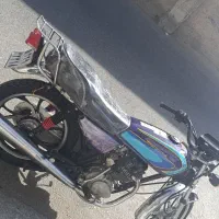 موتورسیکلت هندا ۲۰۰