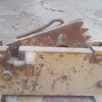 قیچی میلگرد بر زمینی