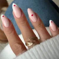 استخدام ناخن کار حرفه ای