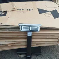 مرکز خرید کتاب، روزنامه کاغذ کارتون بالاترین درمحل