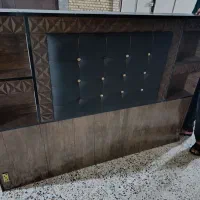 تخت خواب دو نفر همراه تشک در حد نو