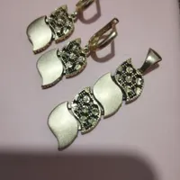 ست پلاک و گوشواره قلم سیاه