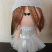 عروسک مدل روسی