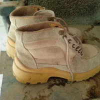 کفش کوهنوردی.نیم بوت