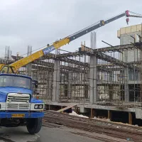 خدمات جرثقیل بهنام کفی و کابیندار دکل بلند ۳۲ متری