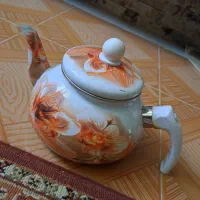 قوری، پایه قابلمه، قفس