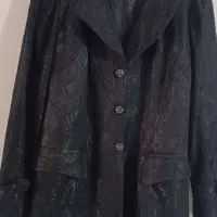 تعدادی پیراهن مجلسی و کت بفروش میرسد
