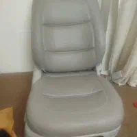 صندلی ازرا گرنجور سمت شاگرد