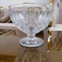 ظرف پایه دار کاملا نو