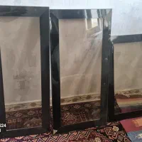 سه عدد درب شیشه دار