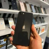 گوشی آیفون SE2022 خیلی تمیز پک اصلی 128 گیگ