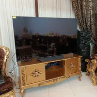 میز تلویزیون طلایی