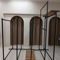رگال لباس برای استفاده شخصی و فروشگاه|بندرخت و رخت‌آویز|یزد, |دیوار
