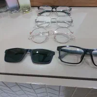 چند عدد عینک طبی و مگنتی آفتابی دودی