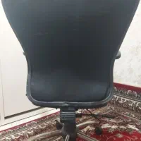 صندلی چرخدار اداری