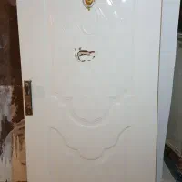 ۸عدد درب و نیمکت